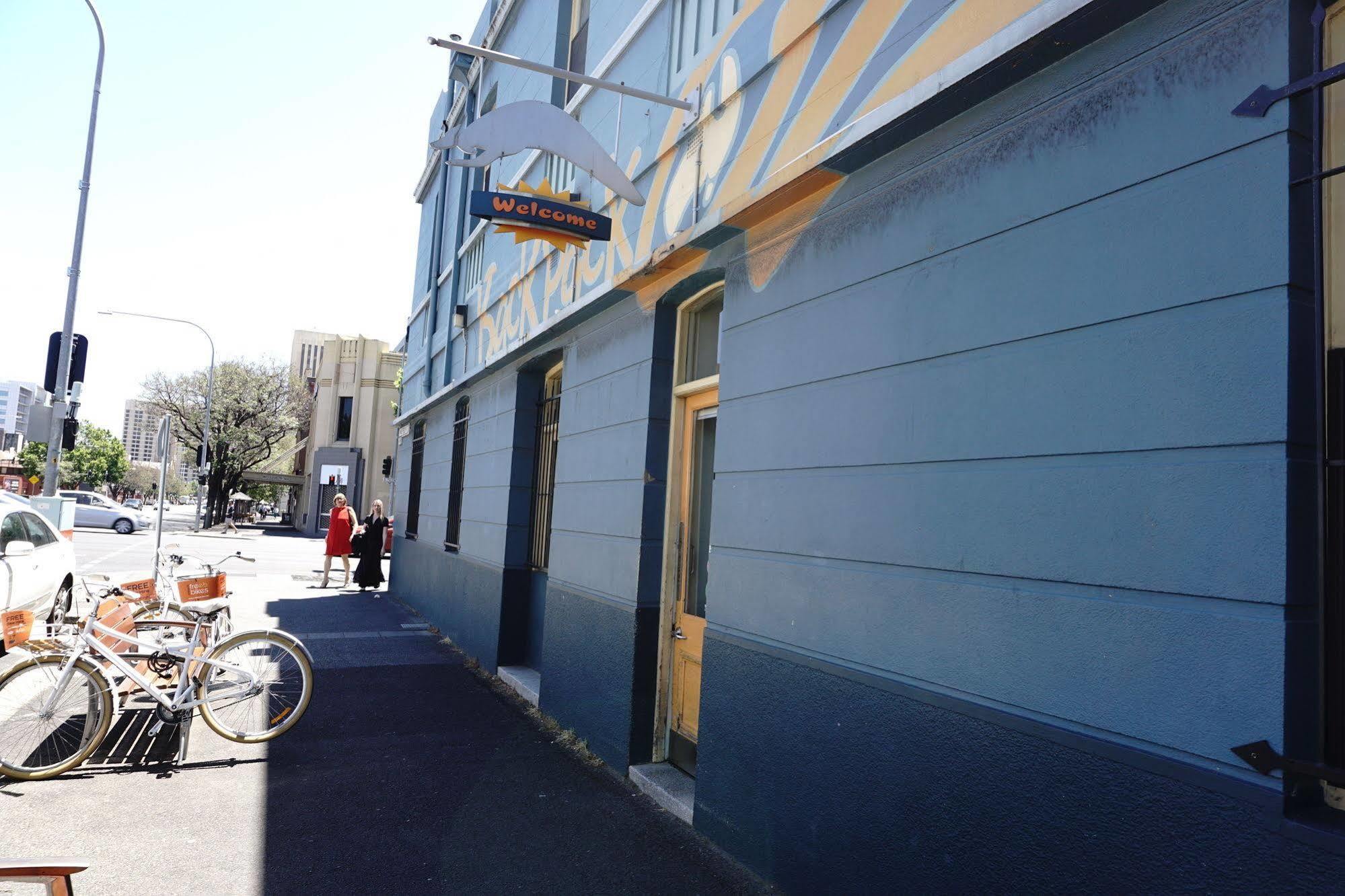 Backpack Oz Hostel Adelaide Exterior photo