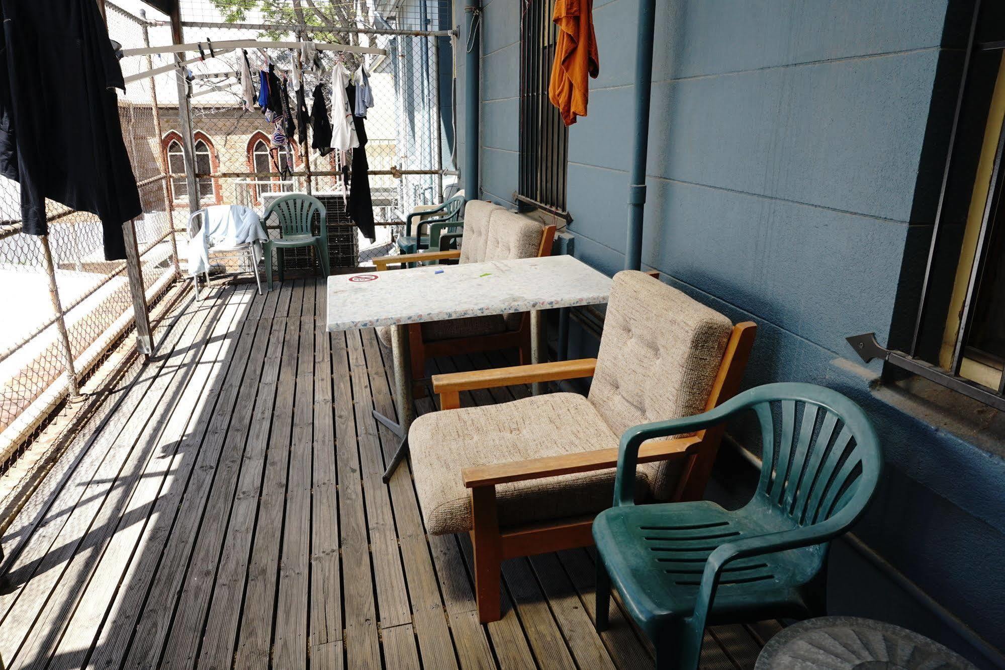 Backpack Oz Hostel Adelaide Exterior photo